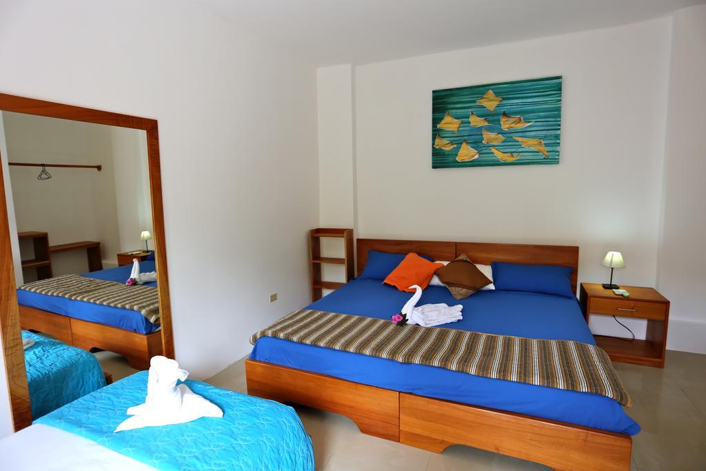 The Galapagos Pearl B&B ปูแอร์โตอาโยรา ภายนอก รูปภาพ