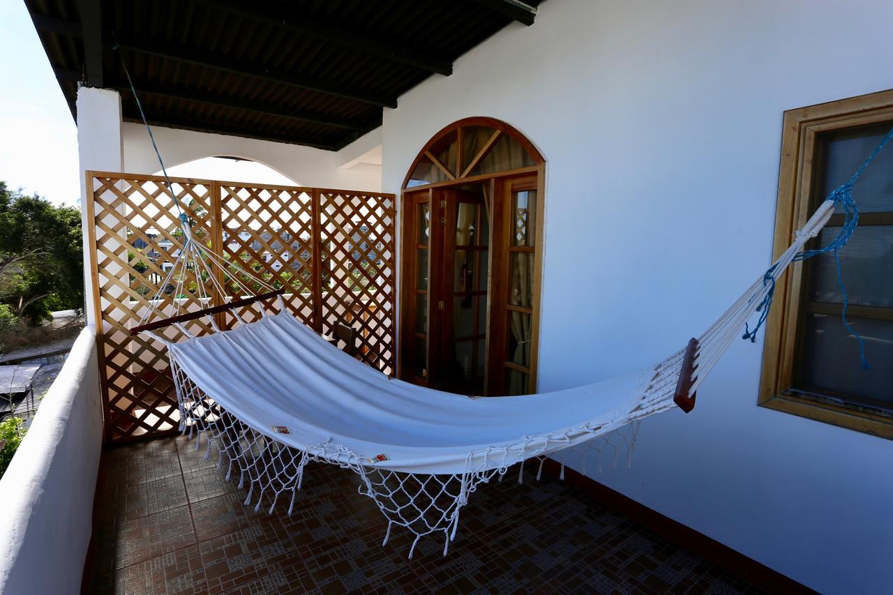 The Galapagos Pearl B&B ปูแอร์โตอาโยรา ภายนอก รูปภาพ